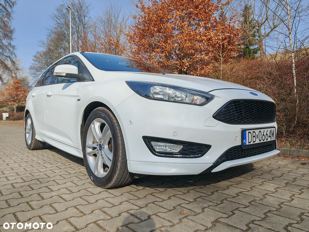 Ford Focus 1.5 EcoBoost STart-Stopp-System ST-LINE - 9
