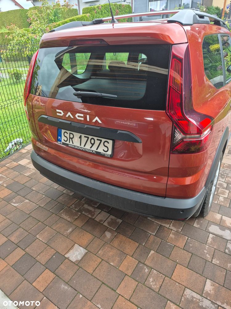 Dacia Jogger 1.0 TCe Essential 7os - 6