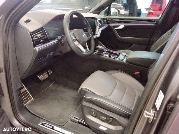 Volkswagen Touareg - 4