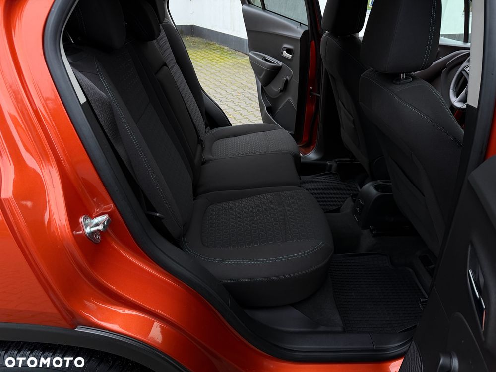 Chevrolet Trax 1.6 LS - 21