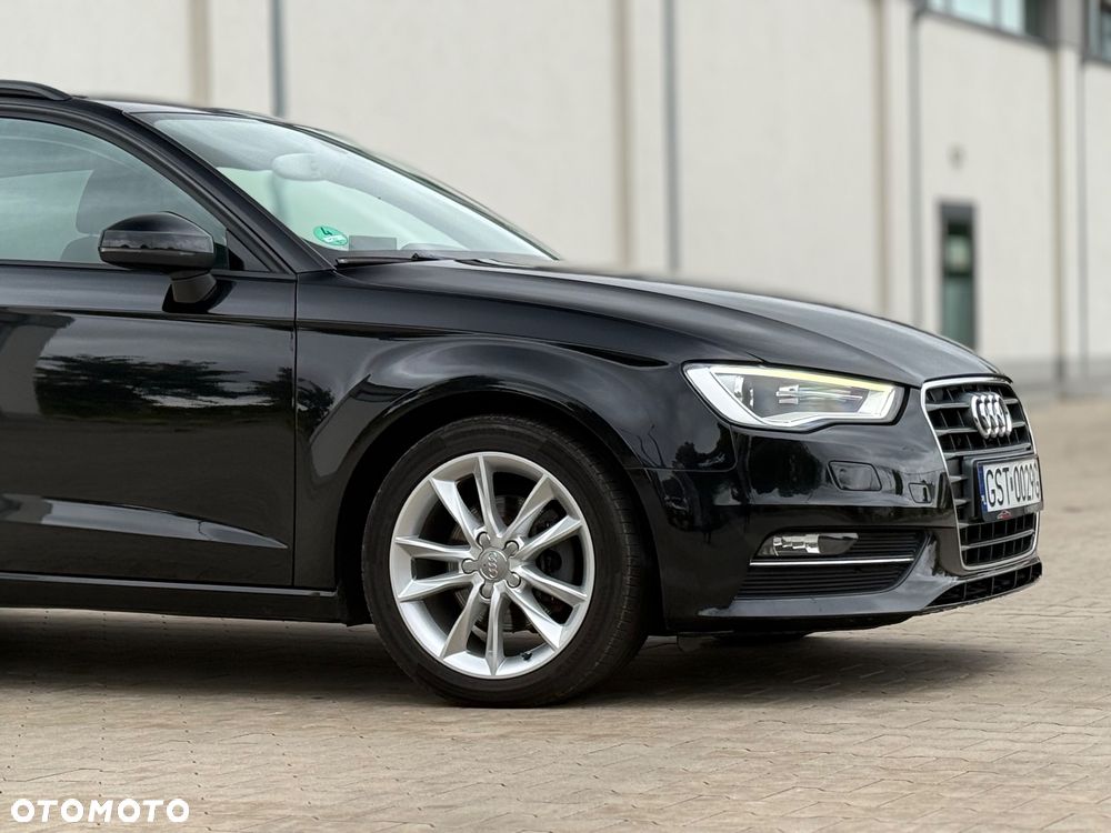 Audi A3 Sportback 2.0 TDI S tronic design - 11