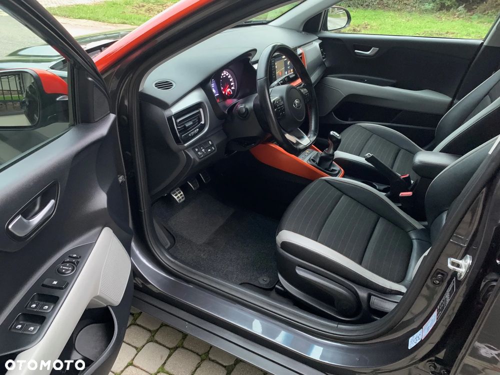 Kia Stonic - 12