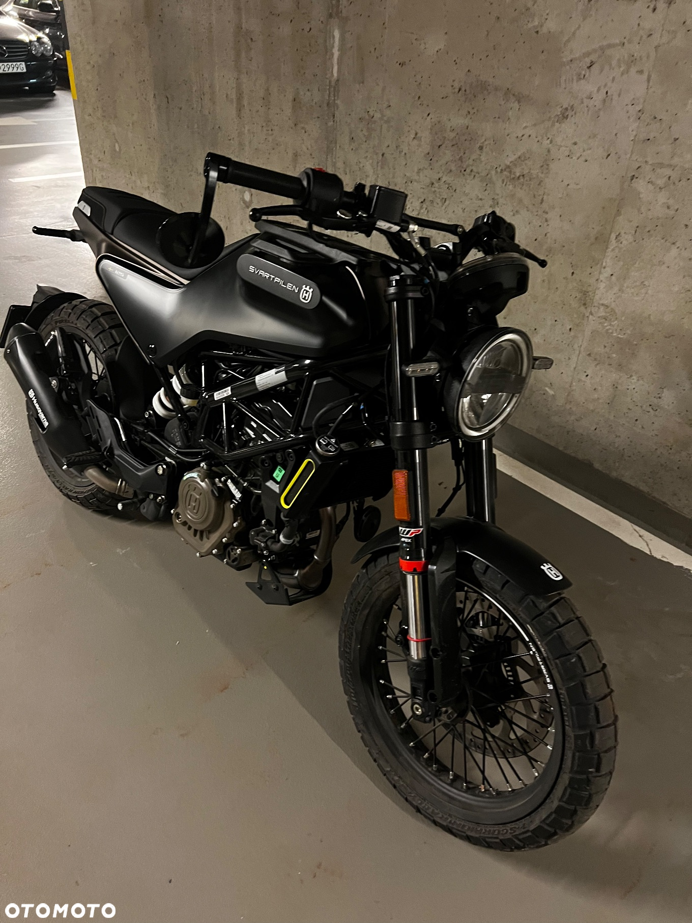 Husqvarna Svartpilen - 3