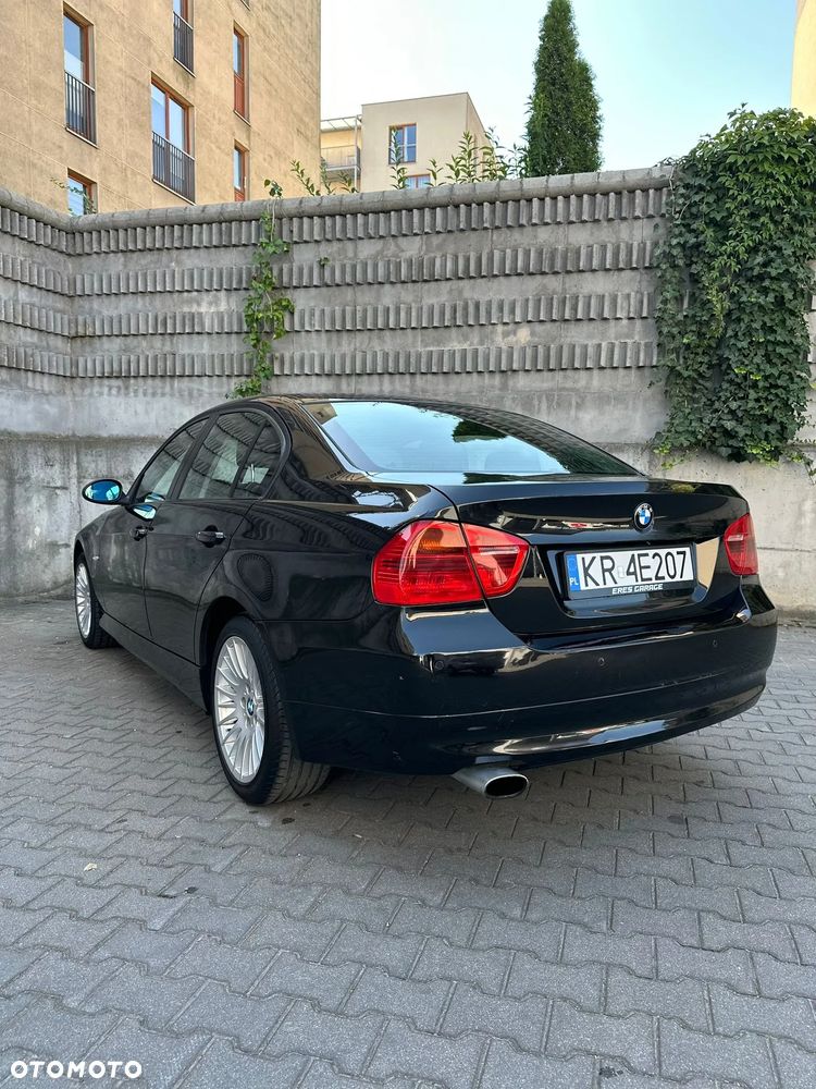 BMW Seria 3 320i - 7