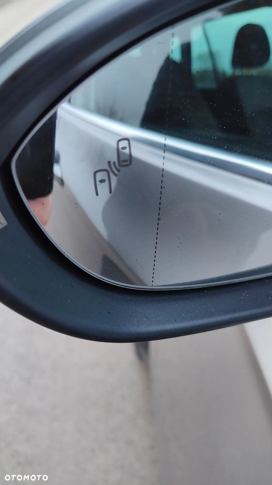 Volkswagen Golf Sportsvan - 15