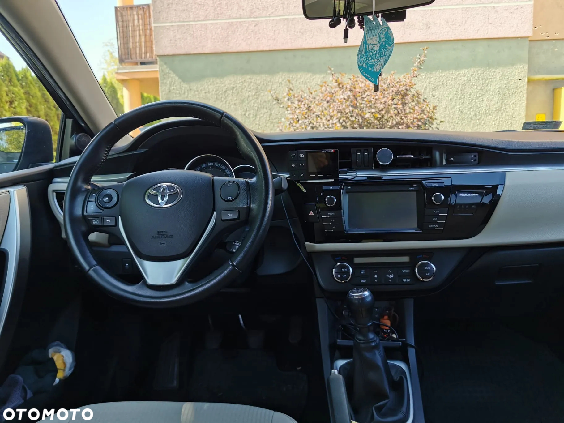 Toyota Corolla 1.6 Premium - 5