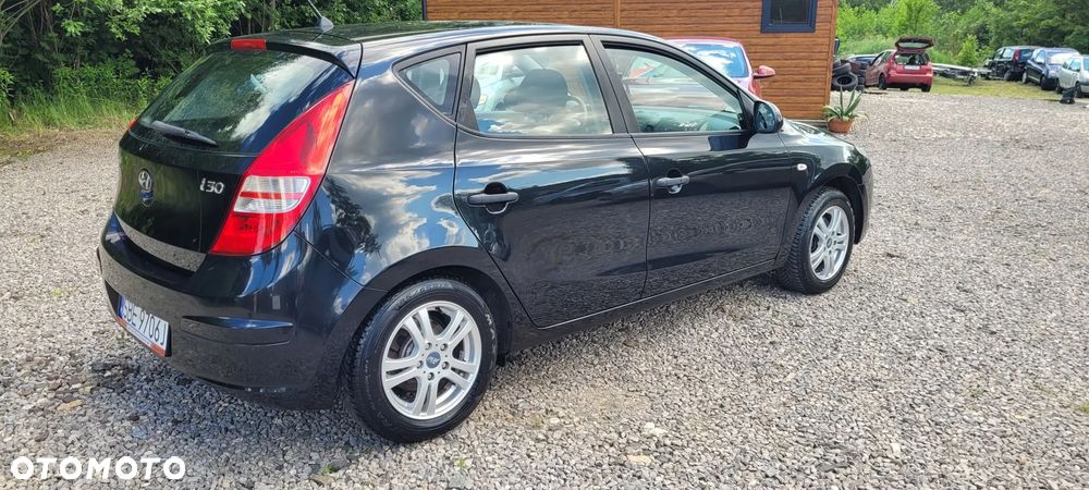 Hyundai i30 1.4 Blue Comfort - 32