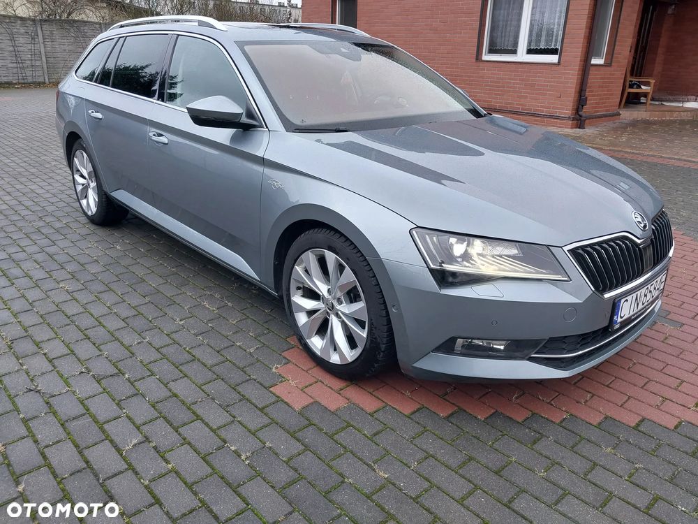 Skoda Superb 2.0 TDI 4x4 L&K DSG - 2