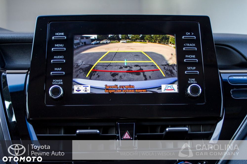 Toyota Camry 2.5 Hybrid Comfort CVT - 14