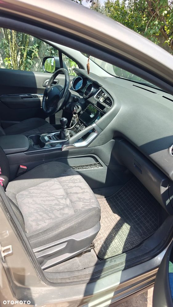 Peugeot 3008 - 8