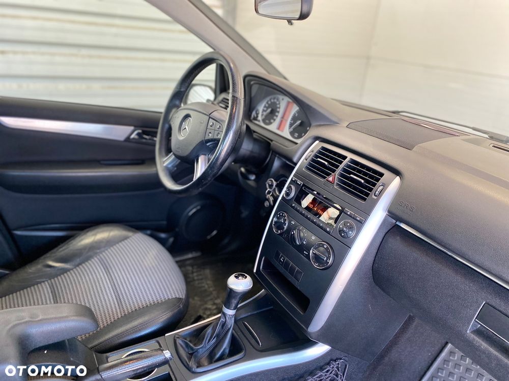 Mercedes-Benz Klasa B 200 - 10