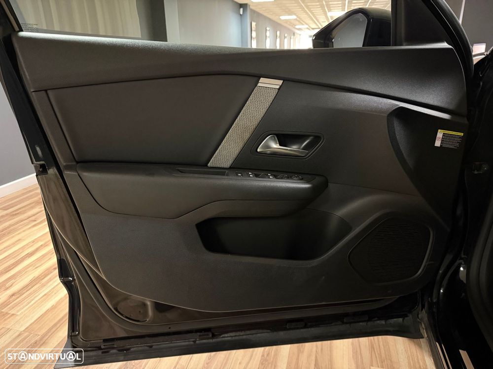 Citroën C4 1.2 PureTech Plus EAT8 - 29