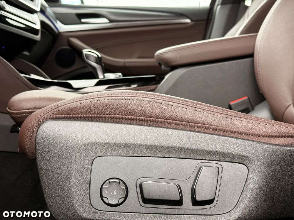 BMW X4 xDrive20d mHEV sport - 30