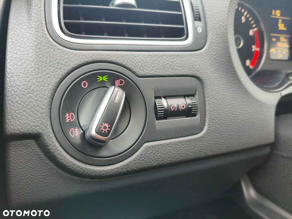 Volkswagen Polo 1.2 Blue Motion Technology Life - 19