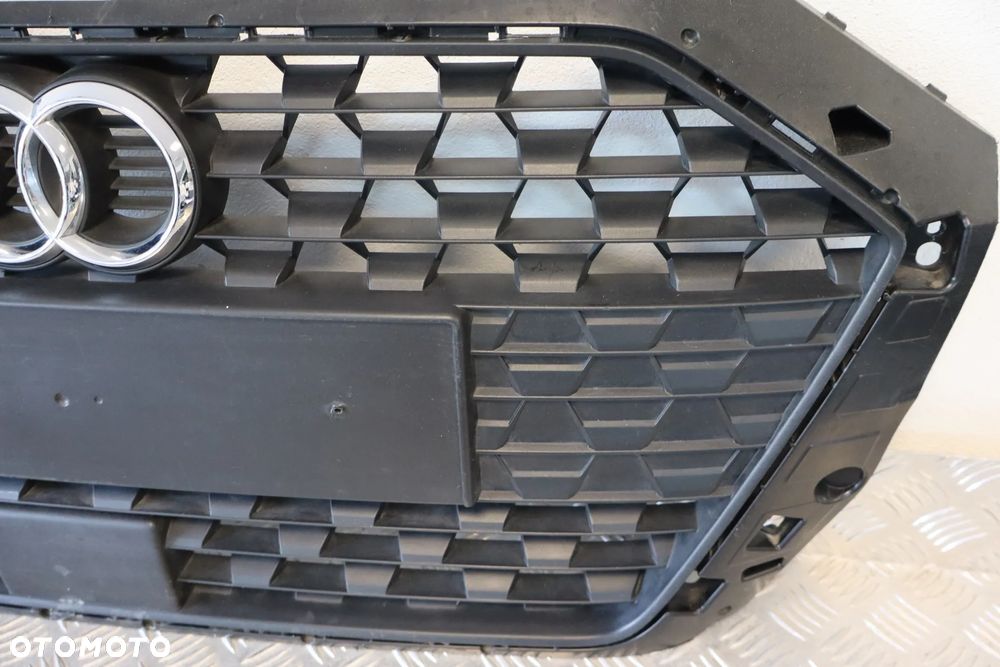 GRILL GRIL ATRAPA AUDI A1 II 82A 82A853653 82A853653A 2018- - 9