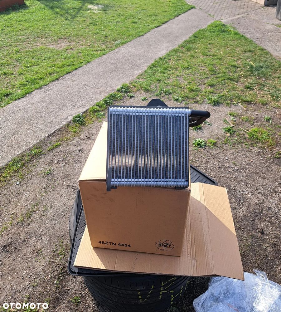 osuszacz Parownik klimatyzacji Ford Fiesta MK-7 Lift 2012-2019 2109235 AP31-19850-AC chłodniczka Parownik do klimatyzacji Ford Fiesta MK-7 AP31-19849-AA - 1