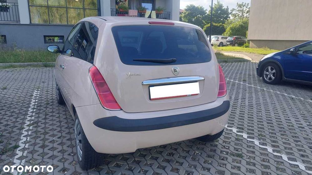 Lancia Ypsilon - 3