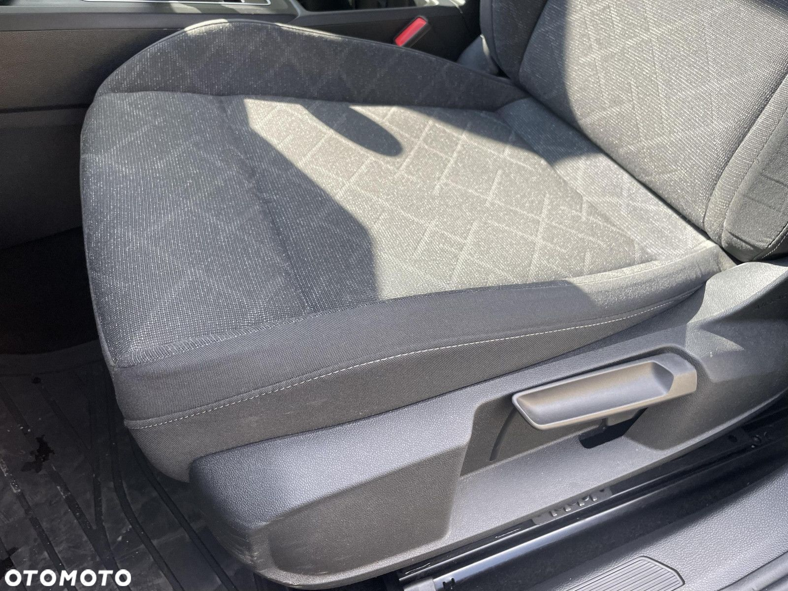 Volkswagen Golf VIII 2.0 TDI Life - 14