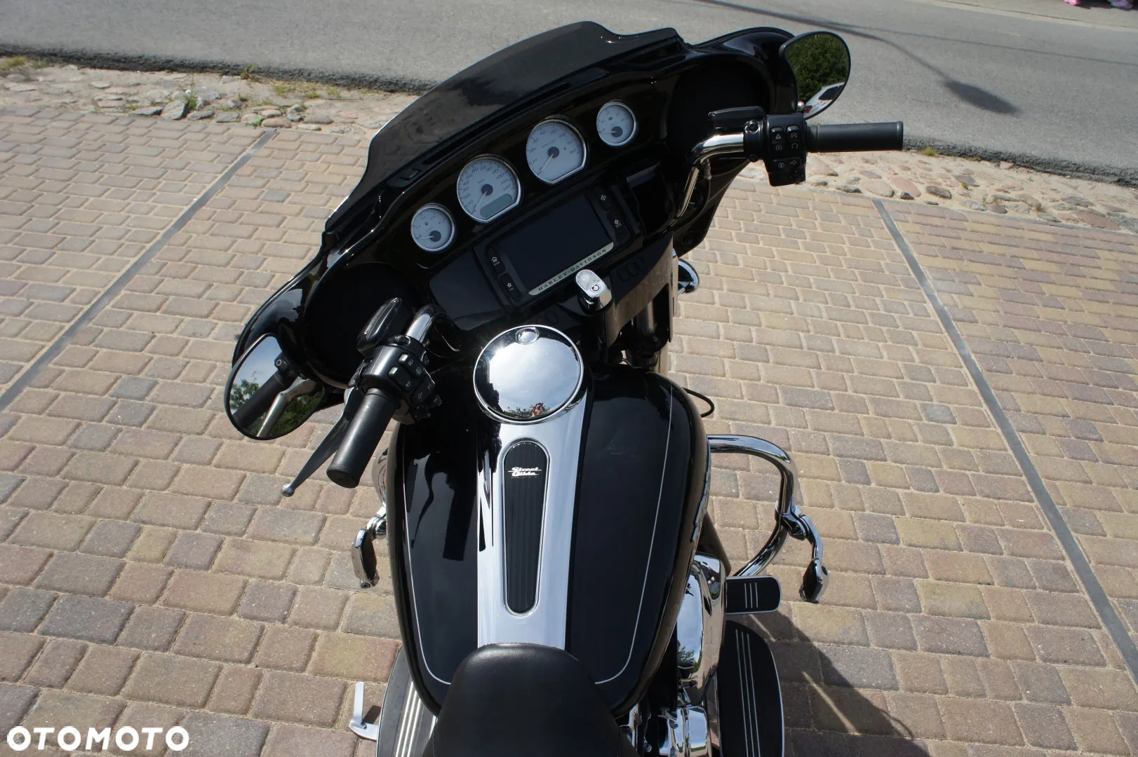 Harley-Davidson Touring Street Glide - 18