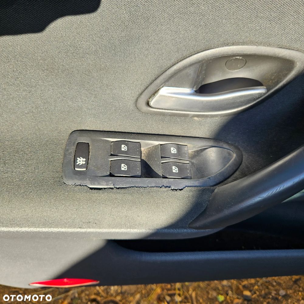 Renault Laguna - 11