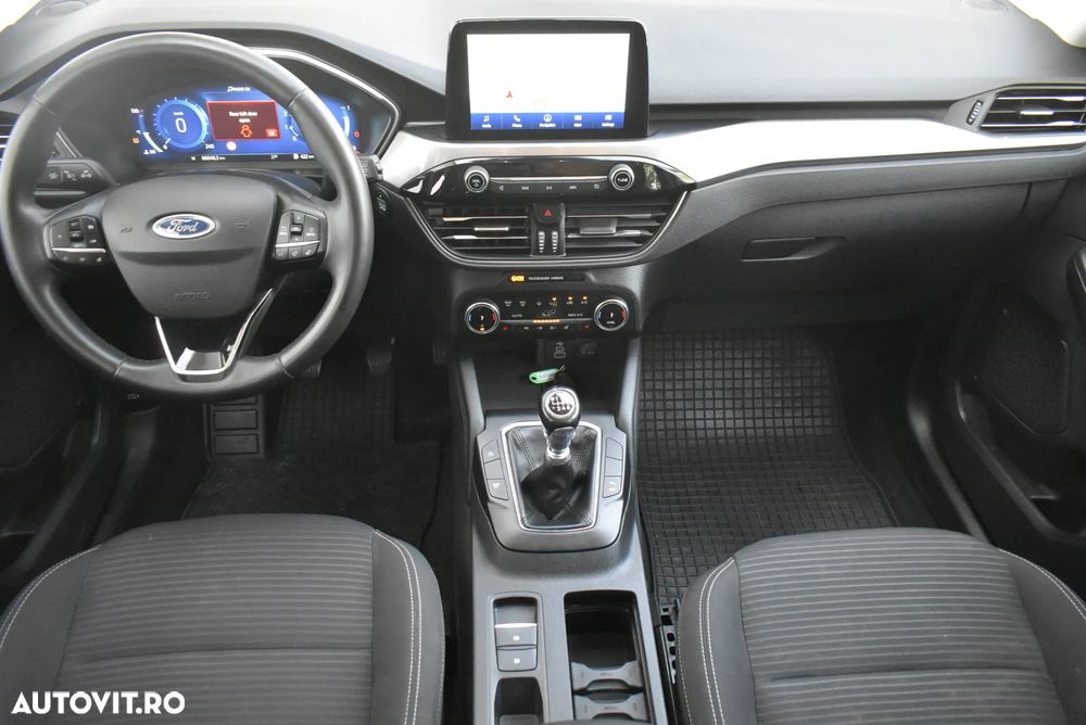 Ford Kuga ver-1-5-ecoboost-a8-fwd-titanium - 14