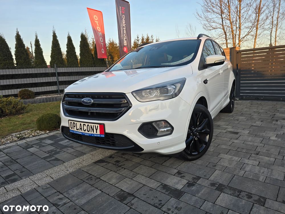 Ford Kuga 1.5 EcoBoost 2x4 ST-Line - 2