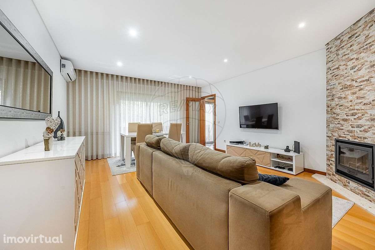 Apartamento T2 em Tenões - Grande imagem: 2/20