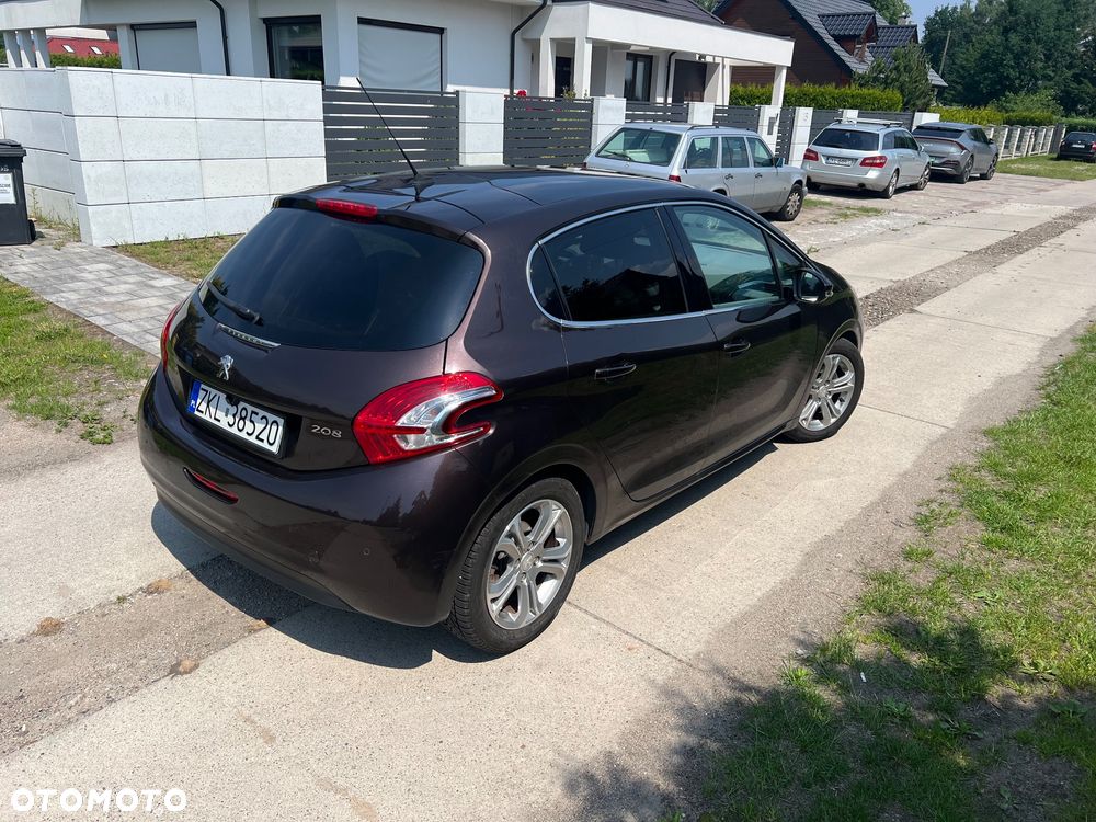 Peugeot 208 1.4 VTi Allure - 5