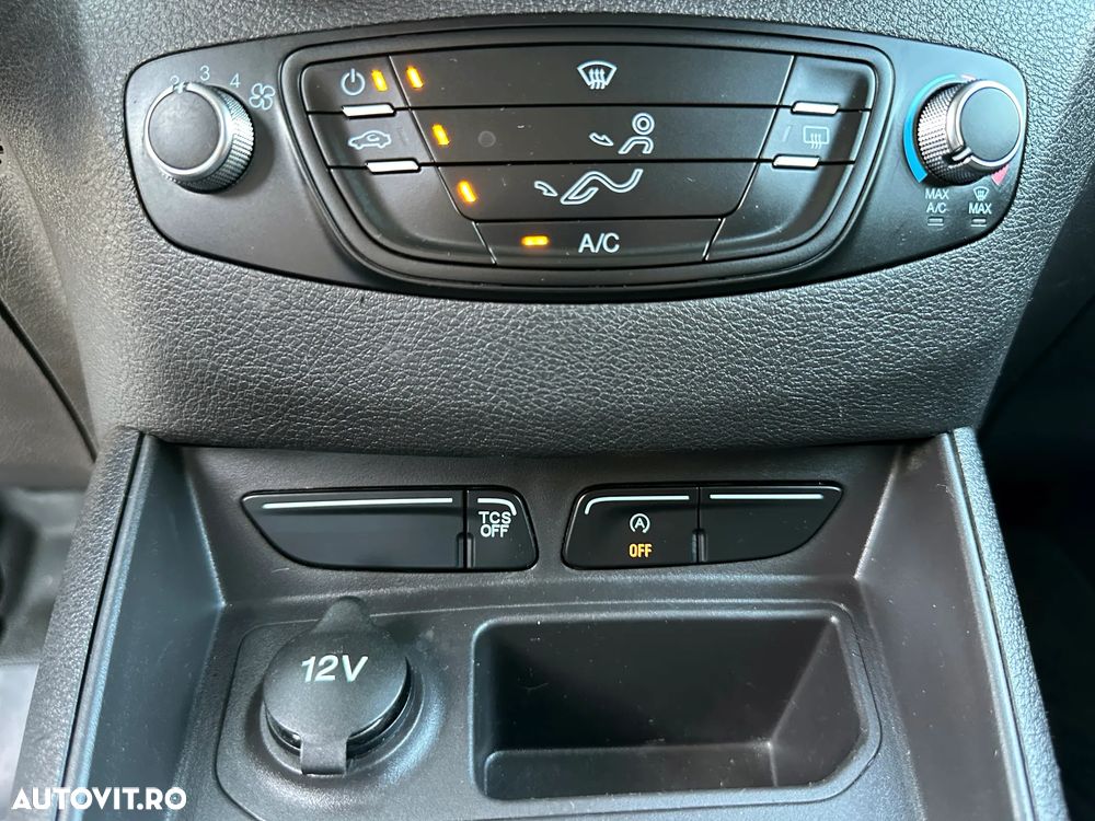 Ford Courier Van - 20