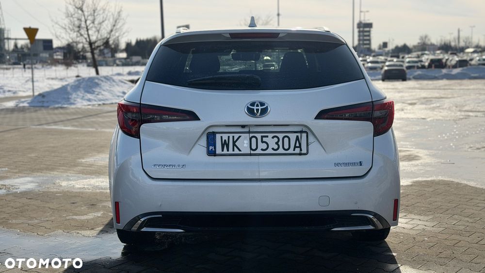 Toyota Corolla 1.8 Hybrid Executive - 12