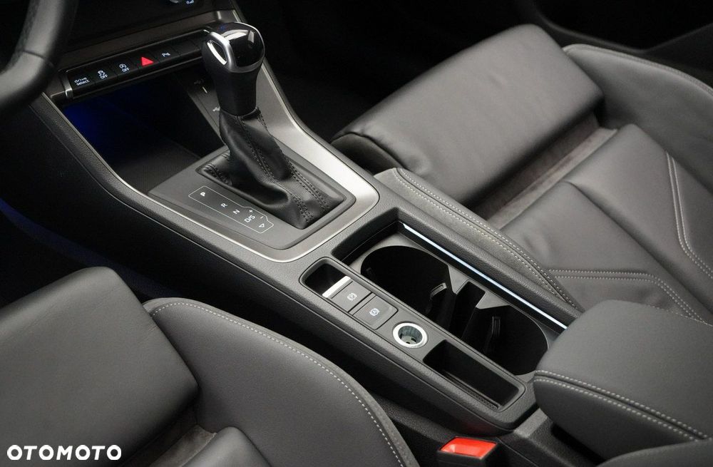 Audi Q3 Sportback - 18