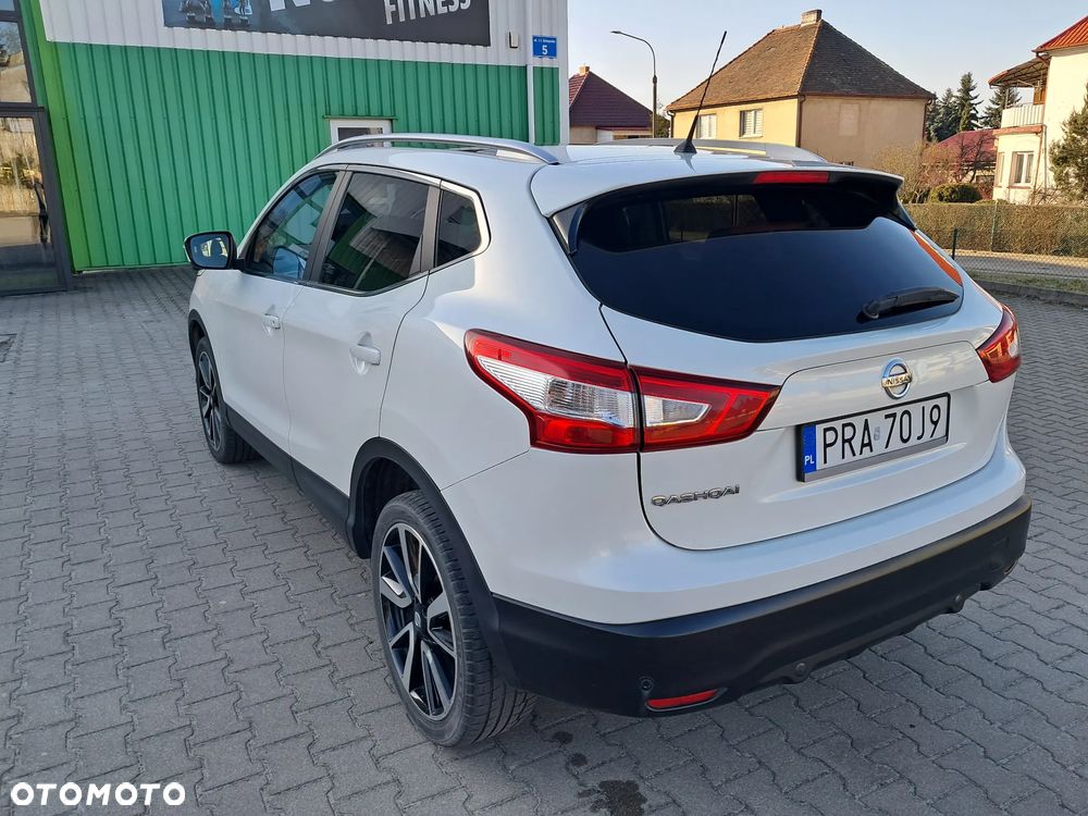 Nissan Qashqai 1.6 DIG-T Tekna - 16