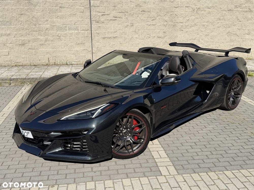 Chevrolet Corvette - 18