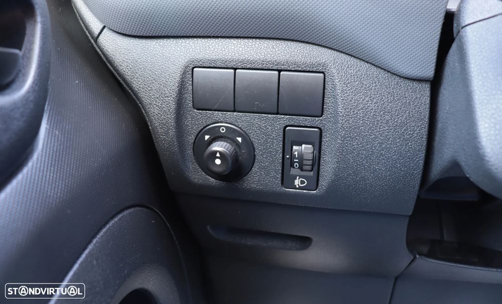 Peugeot Partner - 17