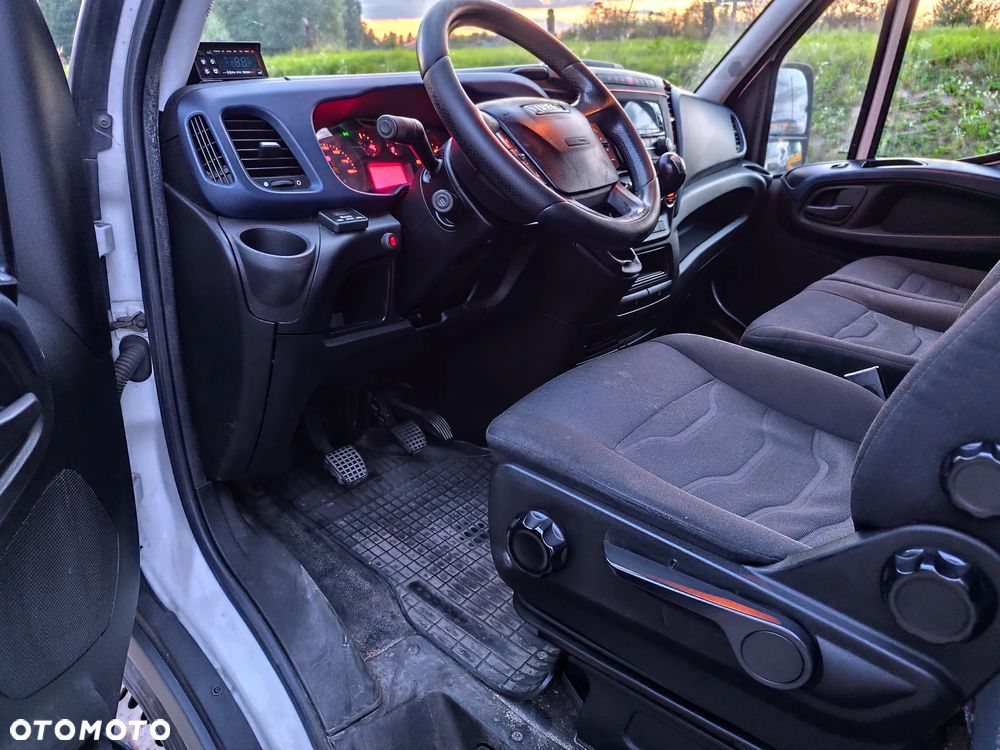 Iveco 35s18 - 10