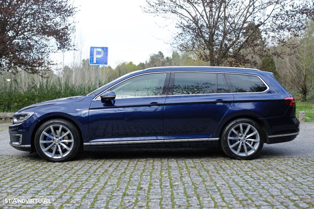 VW Passat Variant - 7