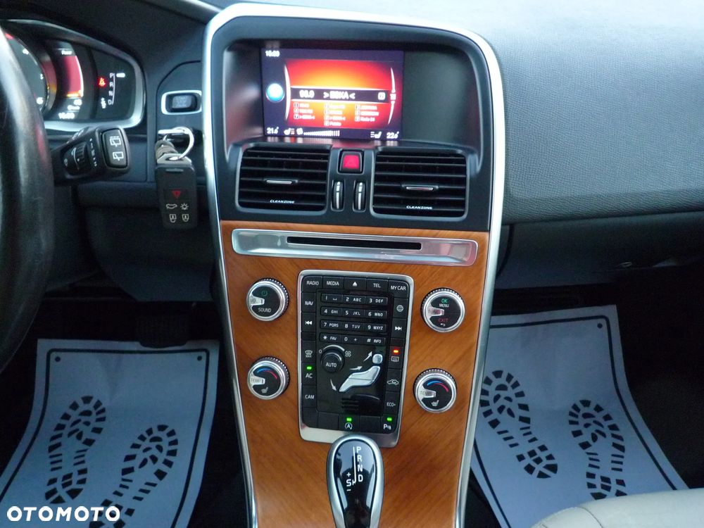 Volvo XC 60 D3 Drive-E Summum - 21