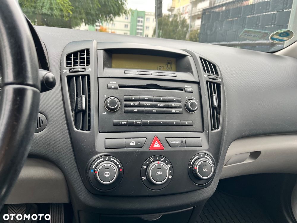 Kia Ceed Cee'd 1.4 Comfort - 8