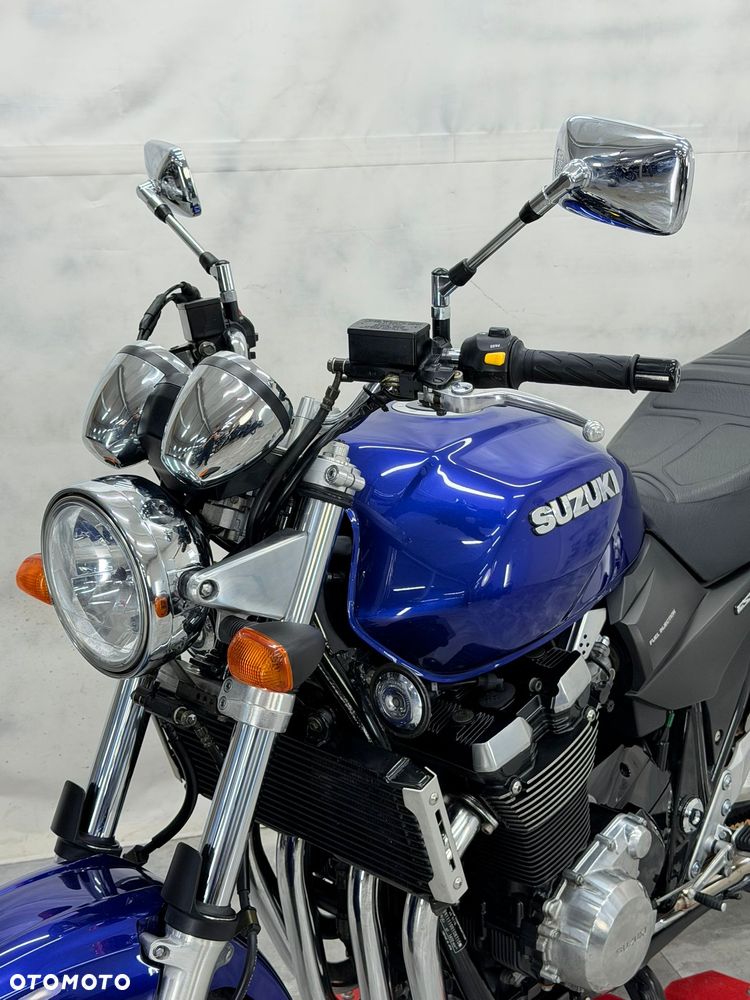 Suzuki GSX - 14