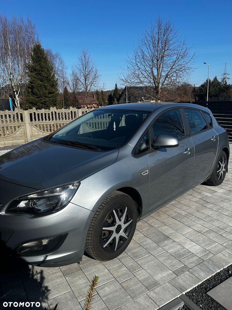 Opel Astra 1.4 Enjoy - 1