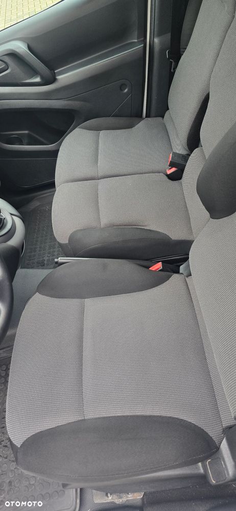 Peugeot Partner - 10