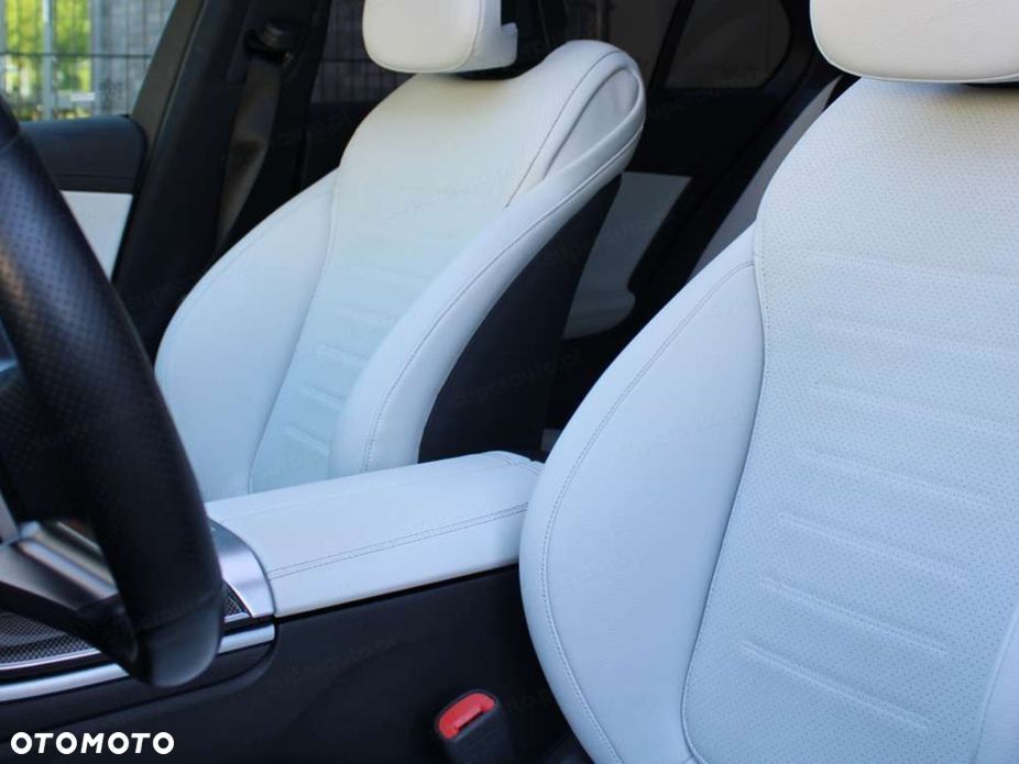 Mercedes-Benz Klasa C - 9