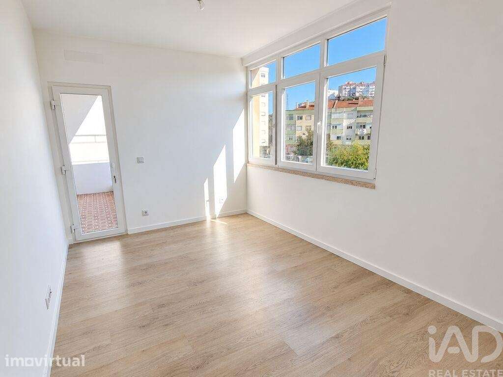 Apartamento T2 em Agualva E Mira-Sintra de 96,00 m2 - Grande imagem: 4/12