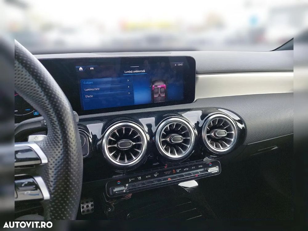 Mercedes-Benz A 200 MHEV 7G-DCT - 17