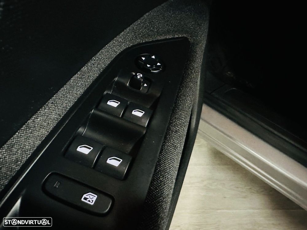 Peugeot 5008 PureTech 130 EAT8 Stop & Start Active - 20