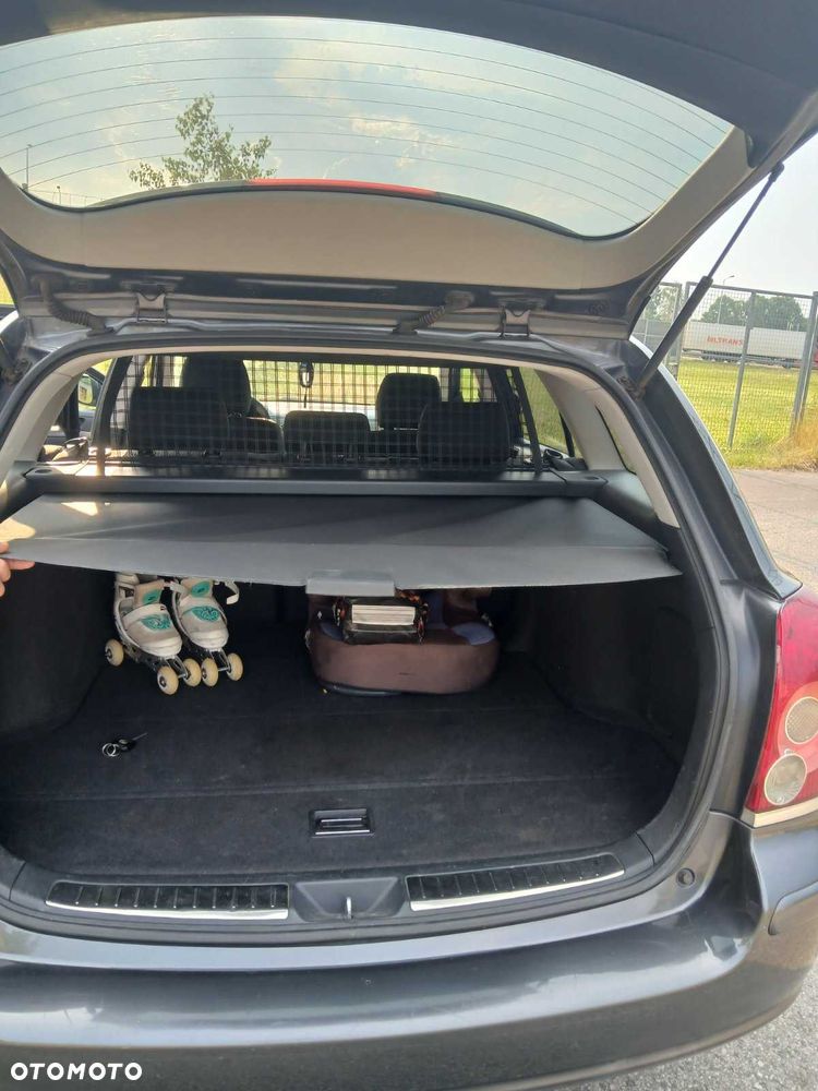 Toyota Avensis - 7