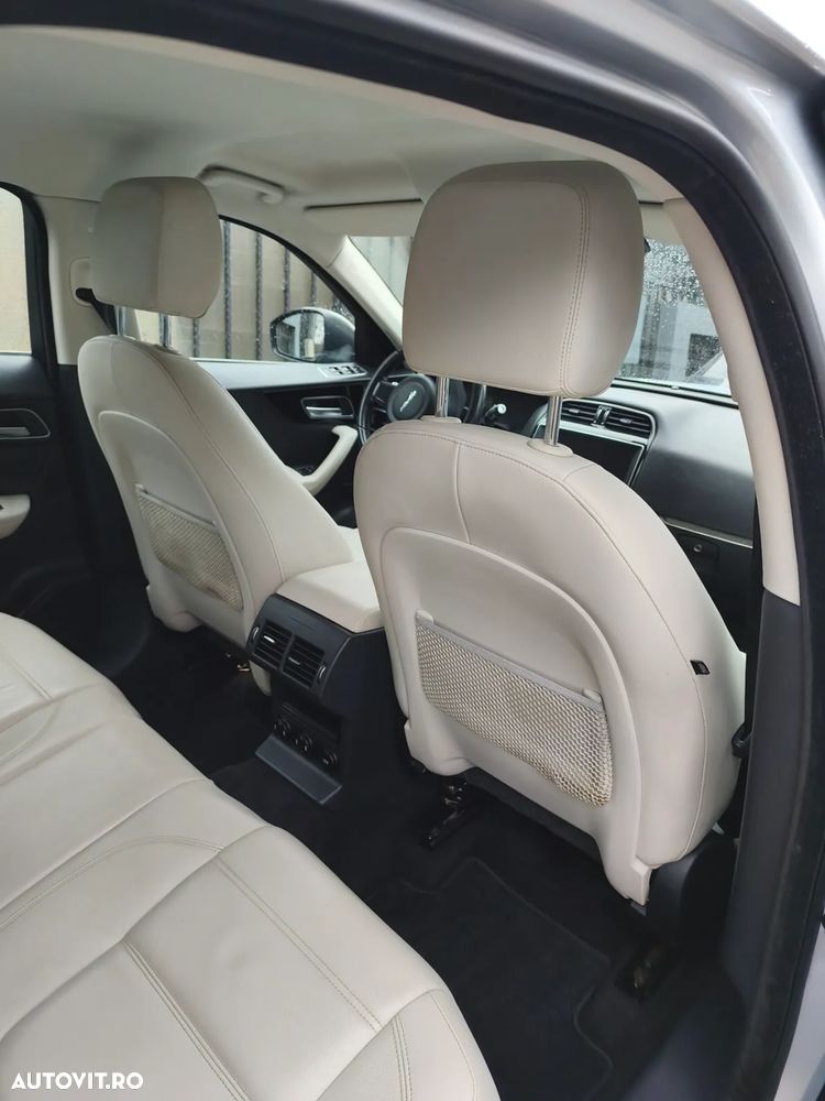 Jaguar F-Pace 20d Aut. Prestige - 12