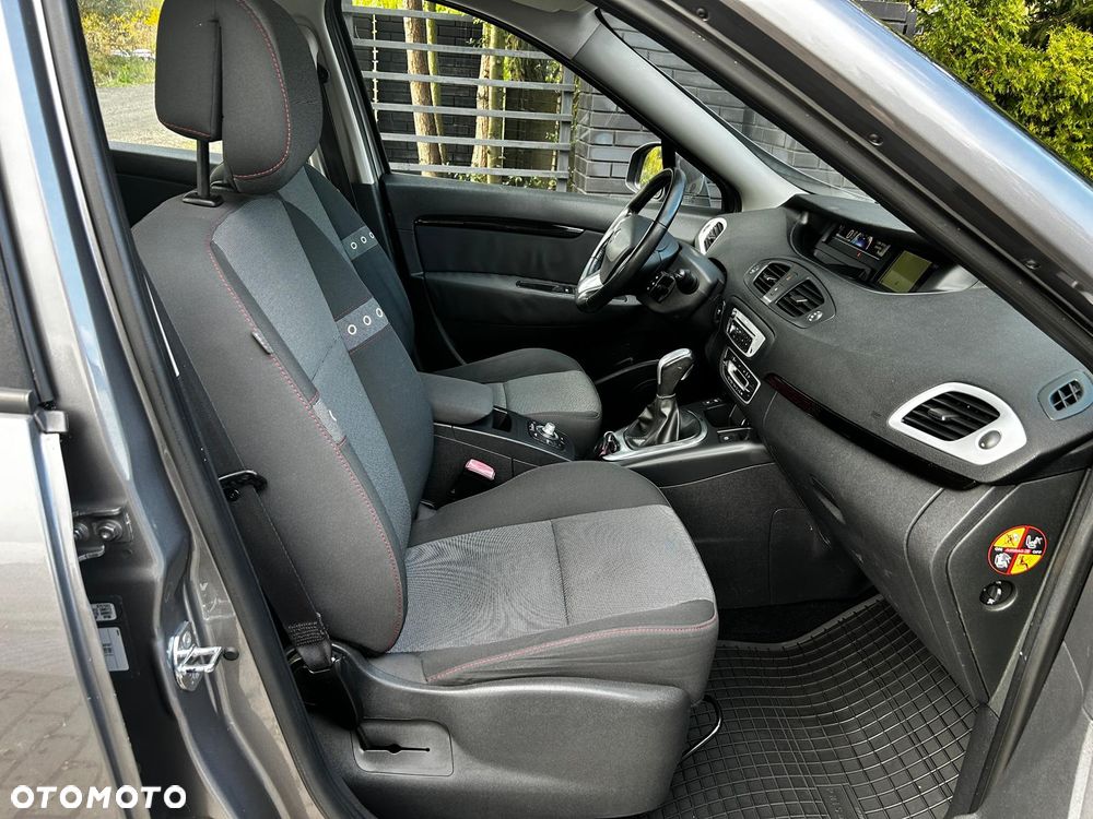 Renault Scenic 1.5dCi TomTom Edition EDC - 10