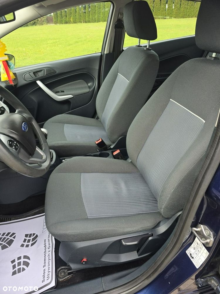 Ford Fiesta - 17