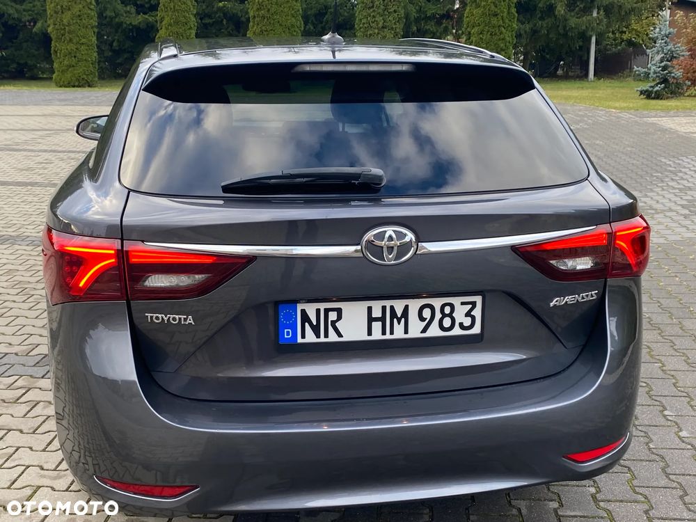 Toyota Avensis 2.0 D-4D Prestige - 9